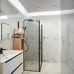 66 Pod Szyndzielnia Apartment *