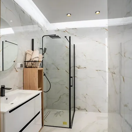 66 Pod Szyndzielnia شقة *